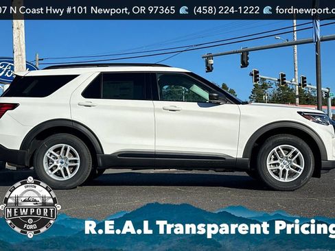 New 2026 Ford Explorer Active AWD/4WD image 2