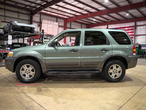 Used 2006 Ford Escape XLT image 4