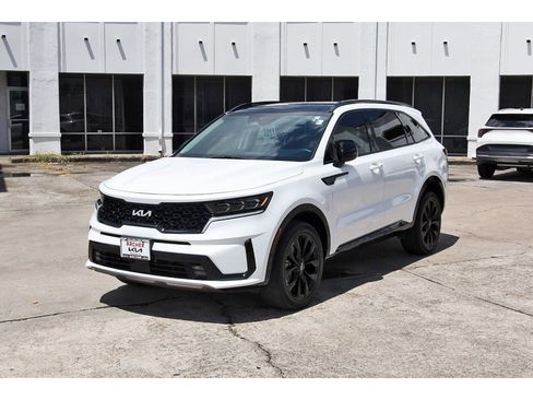 Certified 2023 Kia Sorento SX AWD/4WD image 7