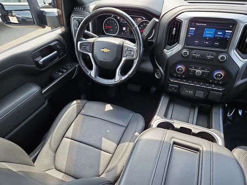 Used 2022 Chevrolet Silverado 2500 LTZ w/ LTZ Premium Package AWD/4WD image 10