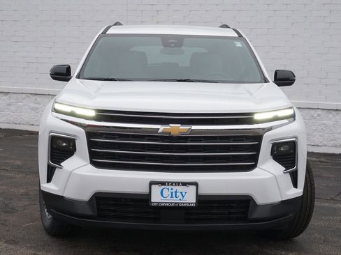 New 2026 Chevrolet Traverse LT image 4