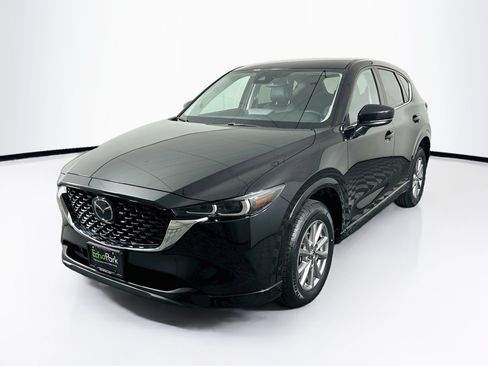 Used 2025 MAZDA CX-5 AWD 2.5 S w/ Preferred Package image 3