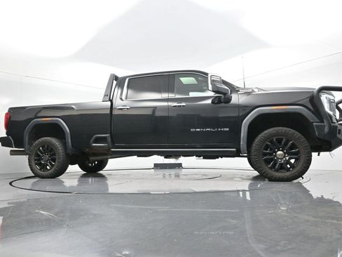 Used 2021 GMC Sierra 3500 Denali w/ Denali Black Diamond Edition AWD/4WD image 41