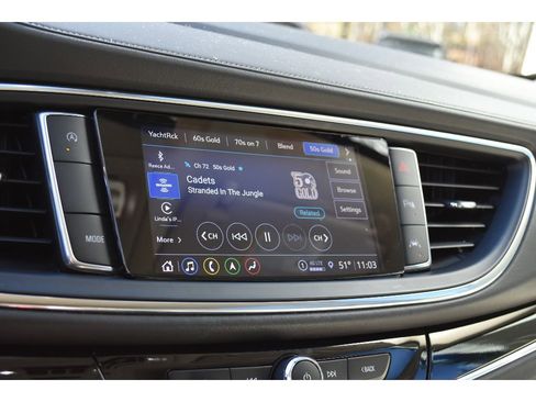 Used 2023 Buick Enclave Avenir w/ Avenir Technology Package image 22