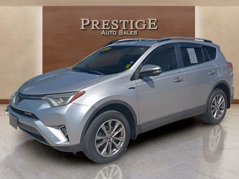 Used 2017 Toyota RAV4 Limited FWD image 35