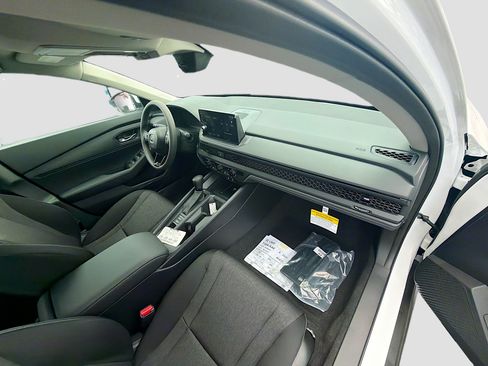 New 2026 Honda Accord LX image 24
