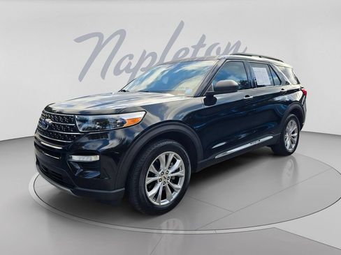 Used 2020 Ford Explorer XLT w/ Equipment Group 202A AWD/4WD image 1