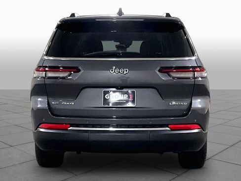 Used 2022 Jeep Grand Cherokee L Limited AWD/4WD image 4