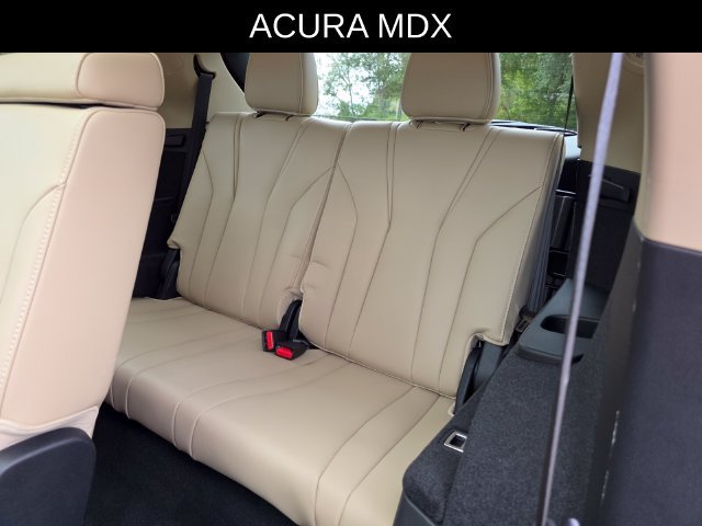 Used 2024 Acura MDX w/ Advance Package AWD/4WD image 18