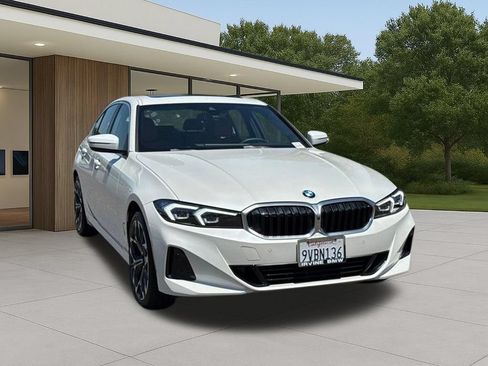 Used 2026 BMW 330i Sedan w/ Premium Package RWD image 5