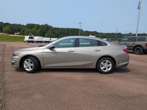 Used 2024 Chevrolet Malibu LT image 5
