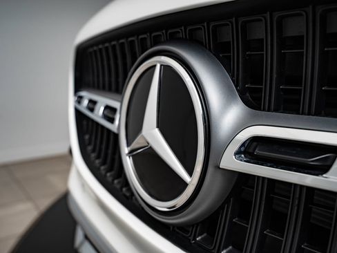 New 2026 Mercedes-Benz GLA 250 4MATIC image 3