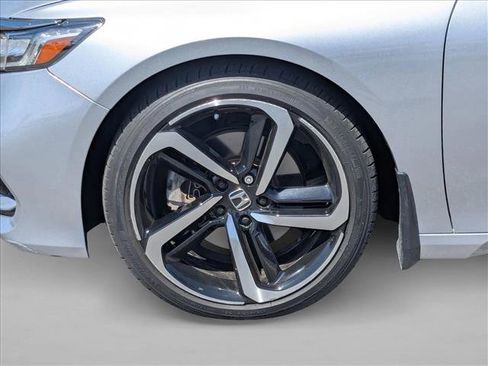Used 2019 Honda Accord Sport image 19