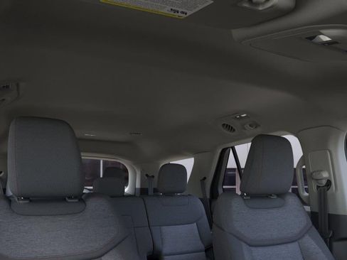 New 2026 Ford Explorer Active AWD/4WD image 22