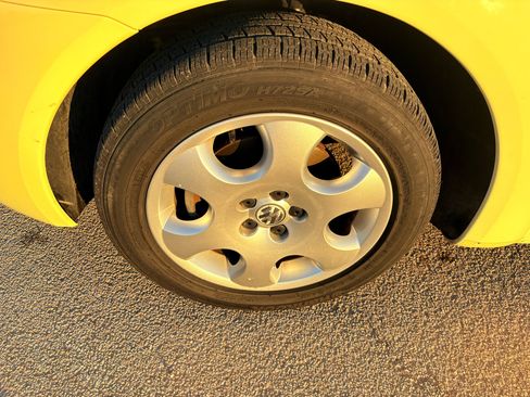 Used 2003 Volkswagen Beetle GLS image 34