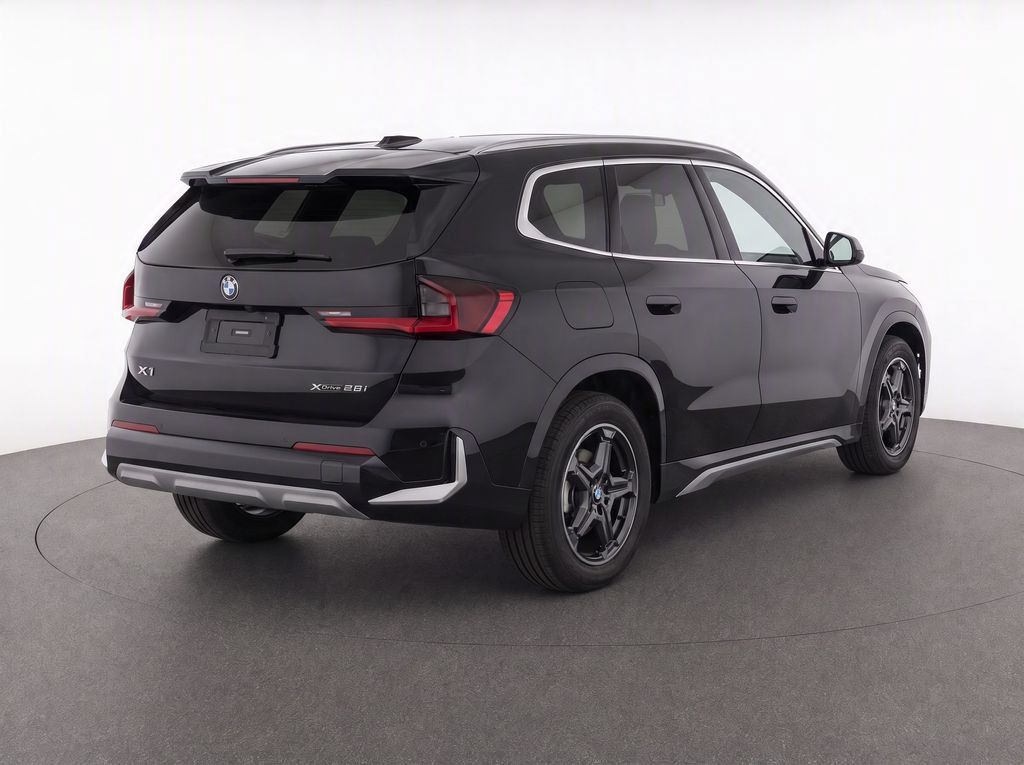 Certified 2025 BMW X1 xDrive28i AWD/4WD image 28