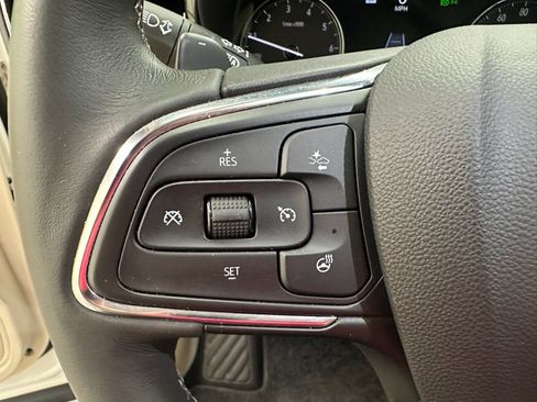 Certified 2023 Buick Envision Avenir FWD image 33