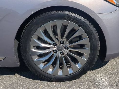 Used 2019 Genesis G90 3.3T Premium AWD/4WD image 10