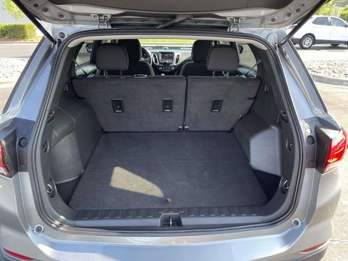 Used 2023 Chevrolet Equinox LT FWD image 12