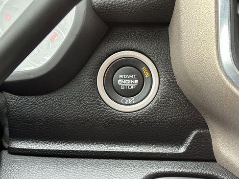 Used 2024 RAM 2500 Laramie image 22