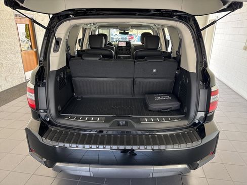 Used 2024 Nissan Armada Platinum w/ Captain's Chairs Package image 9