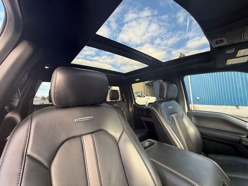 Used 2019 Ford F150 Platinum w/ Equipment Group 701A Luxury AWD/4WD image 27