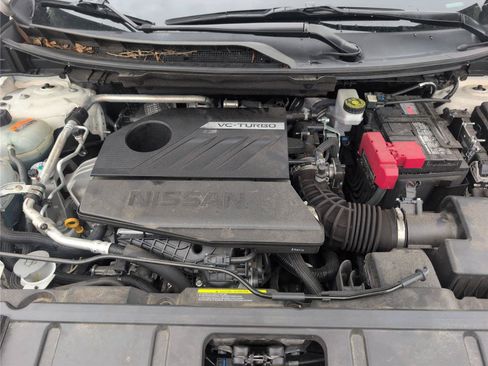 Used 2025 Nissan Rogue SV FWD image 13