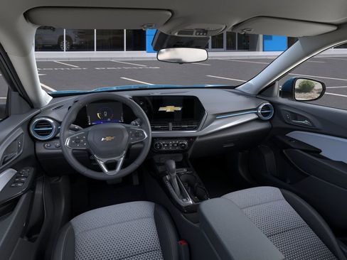 New 2026 Chevrolet Trax LT FWD image 15