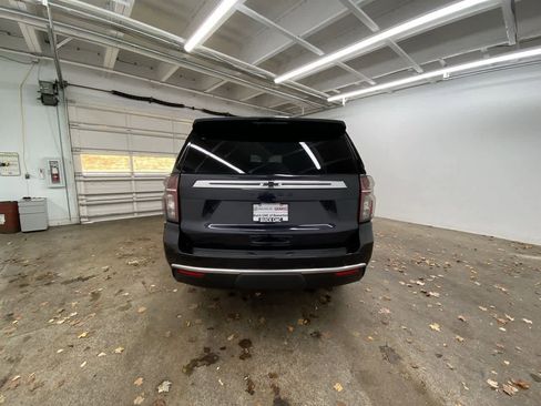 Used 2024 Chevrolet Tahoe High Country w/ Premium Package 2 image 5