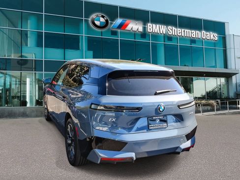 Certified 2023 BMW iX xDrive50 w/ Sport Package AWD/4WD image 12
