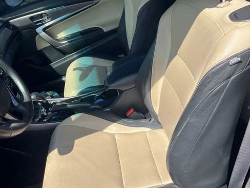 Used 2017 Honda Accord EX-L image 5
