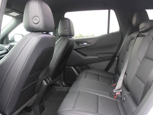 New 2026 Chevrolet Equinox LT FWD image 24