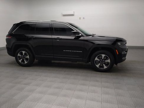 Used 2023 Jeep Grand Cherokee image 11