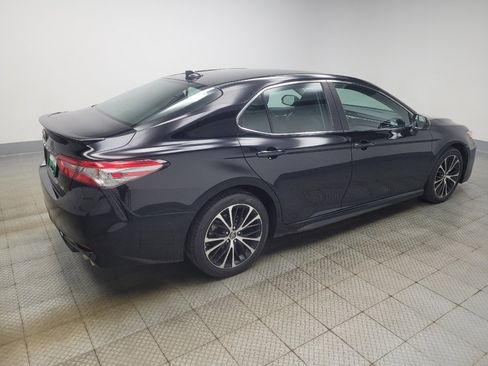 Used 2019 Toyota Camry SE image 10