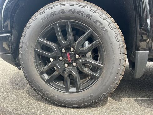 New 2026 GMC Sierra 1500 Elevation w/ Elevation Premium Package AWD/4WD image 7
