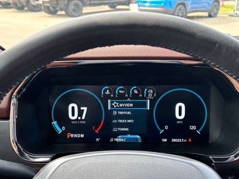 Used 2023 Ford F150 Lariat image 13