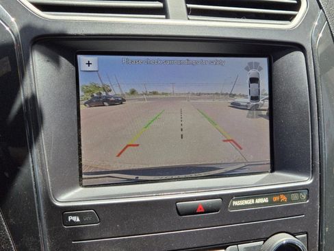 Used 2019 Ford Explorer XLT w/ Equipment Group 202A FWD image 19