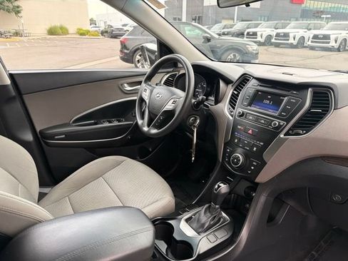 Used 2017 Hyundai Santa Fe Sport AWD/4WD image 12