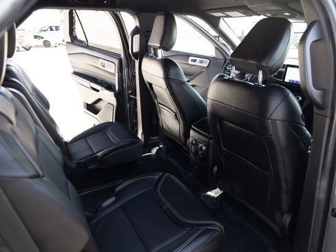Used 2022 Ford Explorer ST w/ Equipment Group 401A AWD/4WD image 22