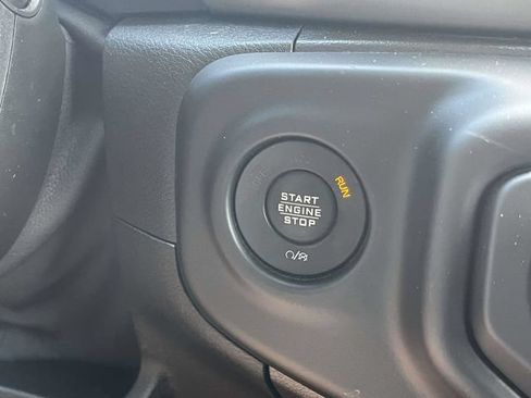 Used 2020 Jeep Gladiator Sport w/ Quick Order Package 24S AWD/4WD image 32