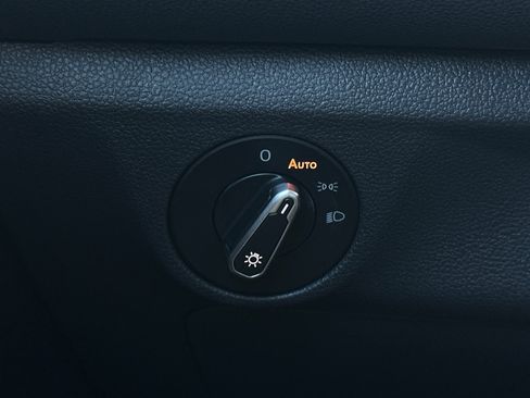 New 2025 Volkswagen Jetta S image 21