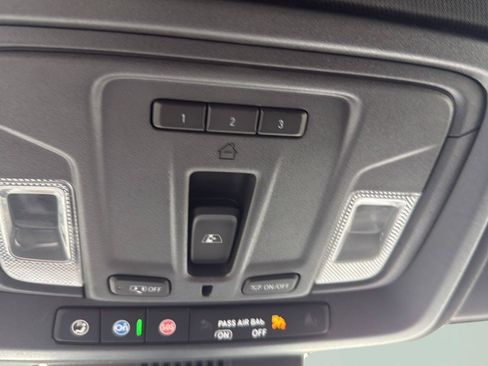 Used 2024 GMC Sierra 2500 AT4 w/ Technology Package AWD/4WD image 27