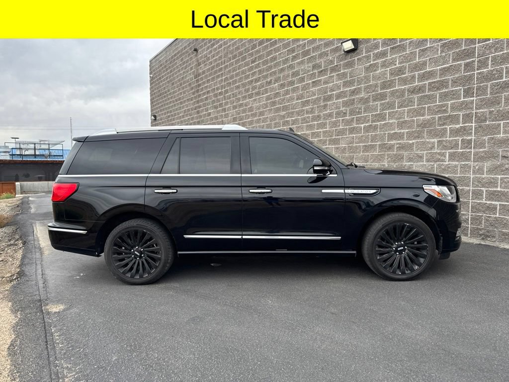 Used 2018 Lincoln Navigator Reserve AWD/4WD image 4