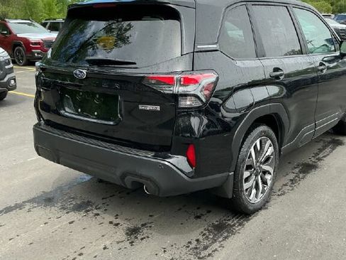 New 2026 Subaru Forester Touring AWD/4WD image 5