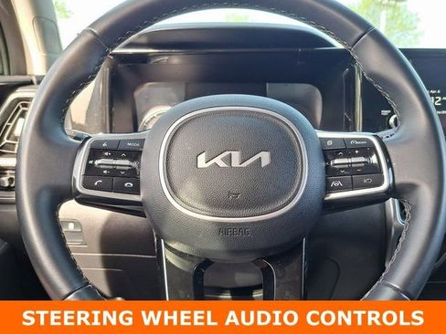 Used 2022 Kia Sorento S FWD image 10
