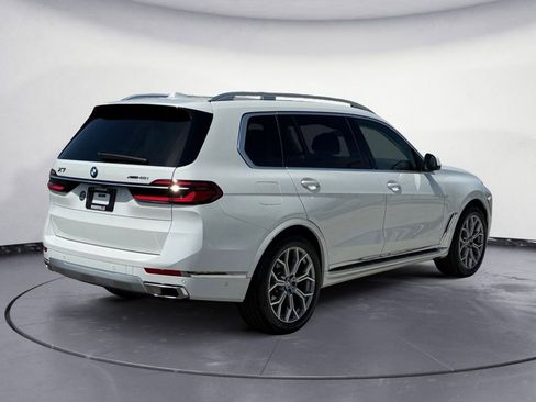Used 2024 BMW X7 xDrive40i AWD/4WD image 5
