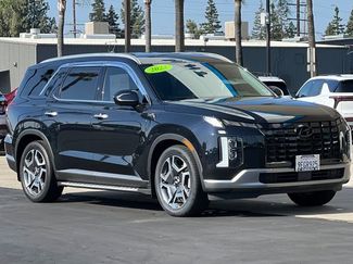 Used 2023 Hyundai Palisade SEL w/ Premium Package FWD video 2