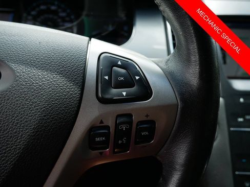 Used 2015 Ford Taurus SEL w/ Equipment Group 201A FWD image 18