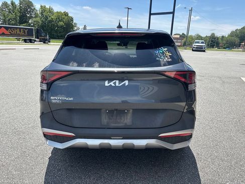 Used 2023 Kia Sportage LX FWD image 6