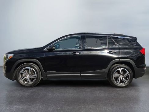 Used 2018 GMC Terrain SLT w/ Preferred Package FWD image 2